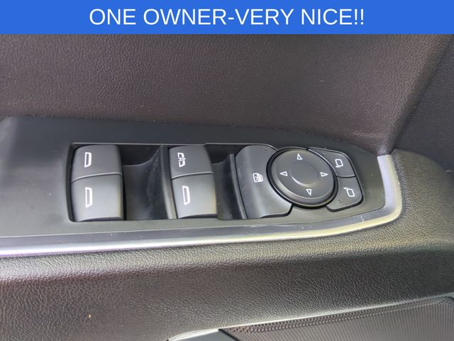 Used 2023 White Chevrolet LT image 14