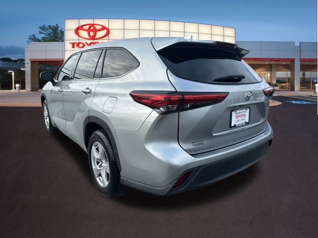 2021 Toyota Highlander L 29