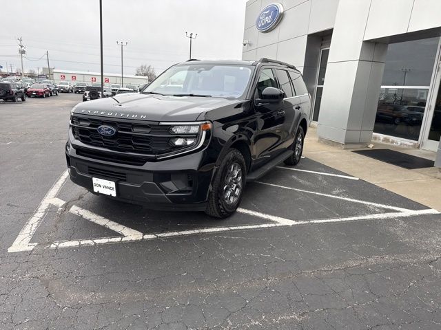 Black Metallic 2025 Ford Expedition SUV / Crossover 4X2 Automatic