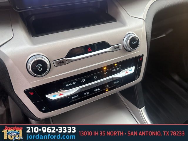 Used Car 2023 Ford Explorer  Xlt For Sale Under $30,000 In San Antonio, Texas