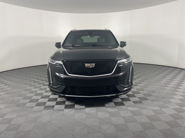 2021 Cadillac XT6 Sport 3