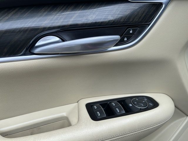 Used 2018 Cadillac XT5 For Sale in New Hudson, MI