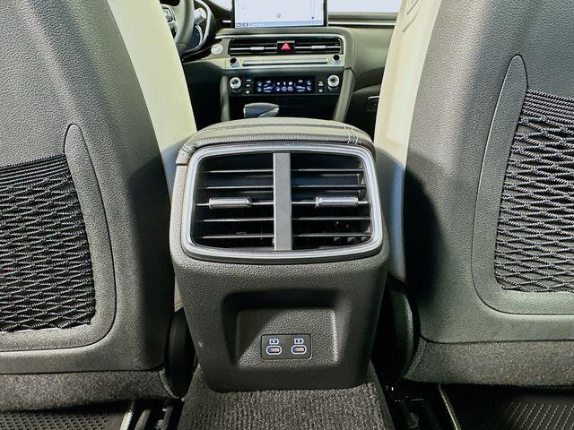 Thumbnail: 2025 Genesis G70 - 27