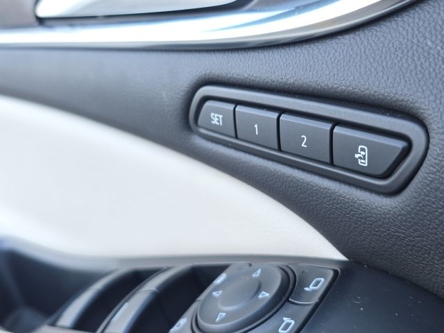 2022 Buick Enclave Avenir:C02511