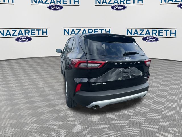 new 2026 Ford Escape car, priced at $31,759