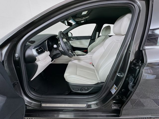Thumbnail: 2025 Genesis G70 - 22