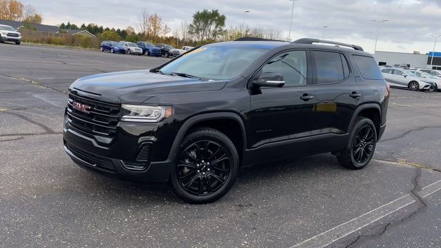 2023 GMC Acadia SLE 4