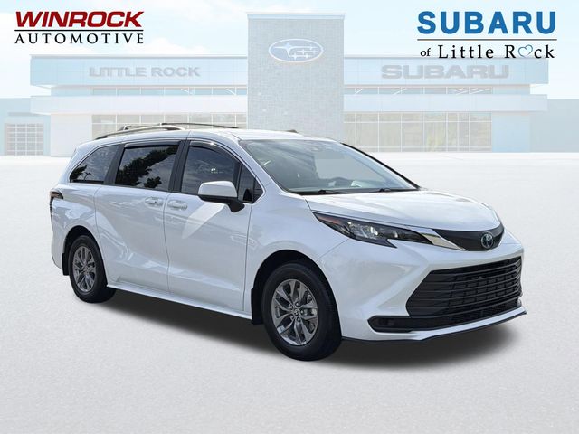 Ice 2025 Toyota Sienna LE 8-Passenger FWD Minivan Front-Wheel Drive Continuously Variable Transmission