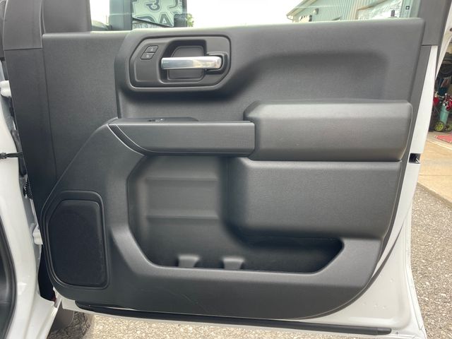 2024 Chevrolet Silverado 2500HD Custom - Summit White exterior view 15