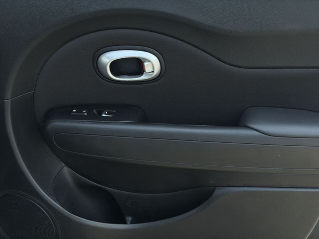 Used 2017 Gray Kia Base image 33