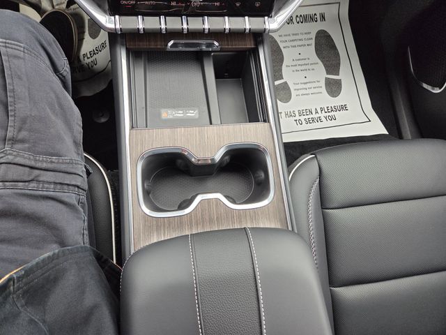 2026 GMC Acadia Denali AWD