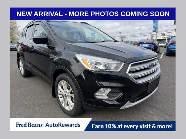 Shadow Black 2018 Ford Escape SE AWD SUV / Crossover All-Wheel Drive 6-Speed Automatic