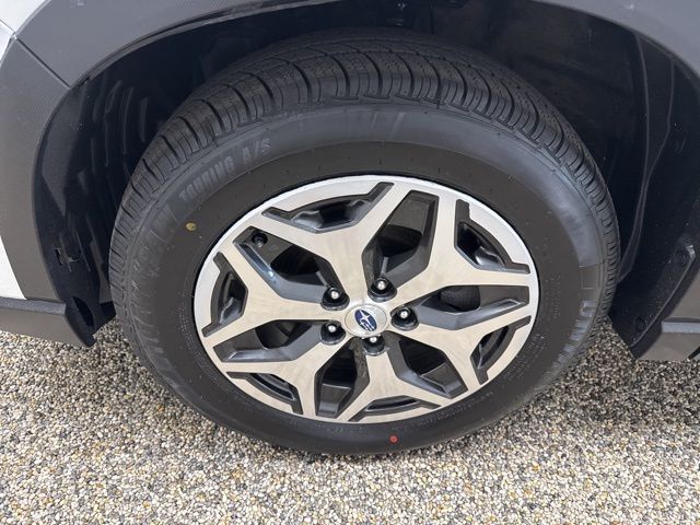 2021 Subaru Forester Premium - Photo 25