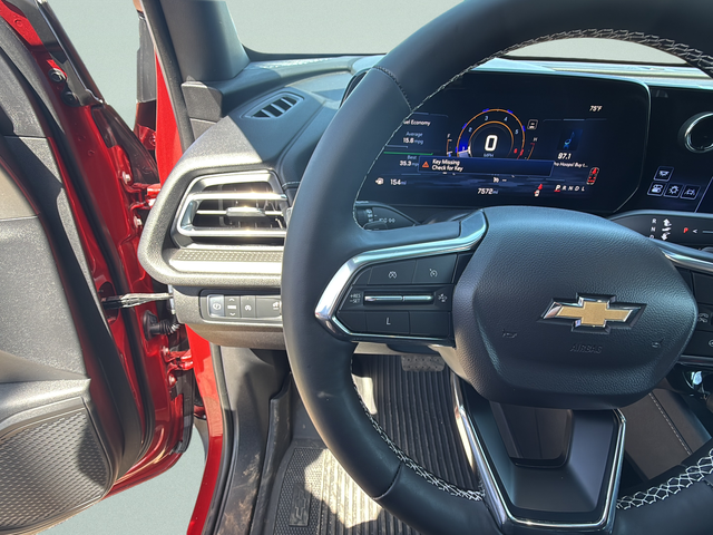 used 2024 Chevrolet Traverse car, priced at $35,731