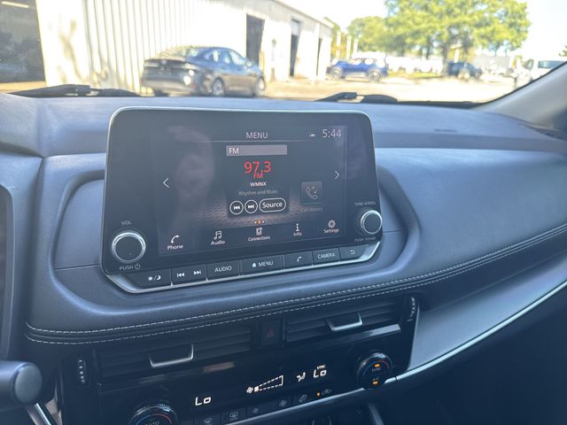 Used 2023 Gray Nissan SV image 20