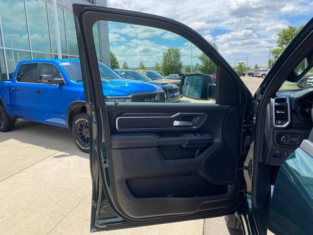 2026 Ram 1500 Big Horn/Lone Star - Serrano Green Metallic exterior view 9