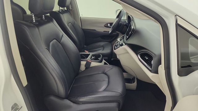 2017 Chrysler Pacifica Touring L Plus White at Parkway Family Mazda