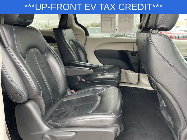 Used 2021 Chrysler Pacifica Hybrid For Sale in Livonia, MI