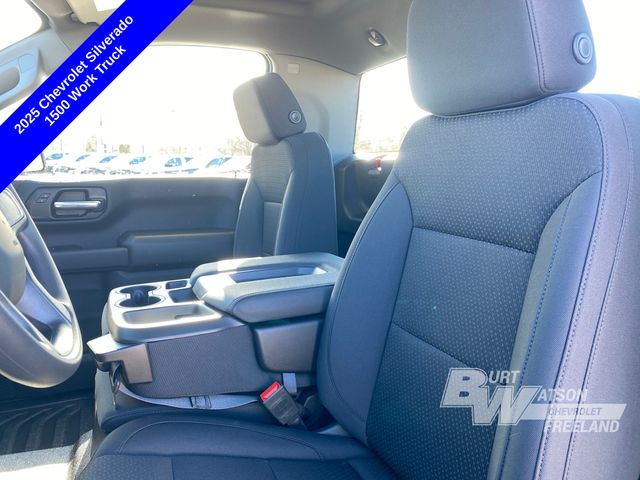 2025 Chevrolet Silverado 1500 WT photo