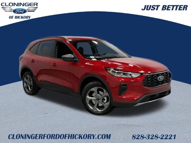 Rapid Red Metallic Tinted Clearcoat 2026 Ford Escape ST-Line AWD SUV / Crossover All-Wheel Drive 8-Speed Automatic