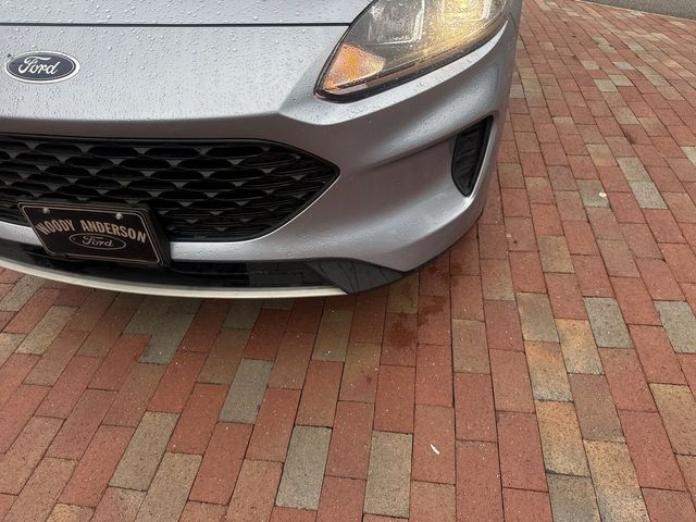 Used 2022 Ford Escape SUV
