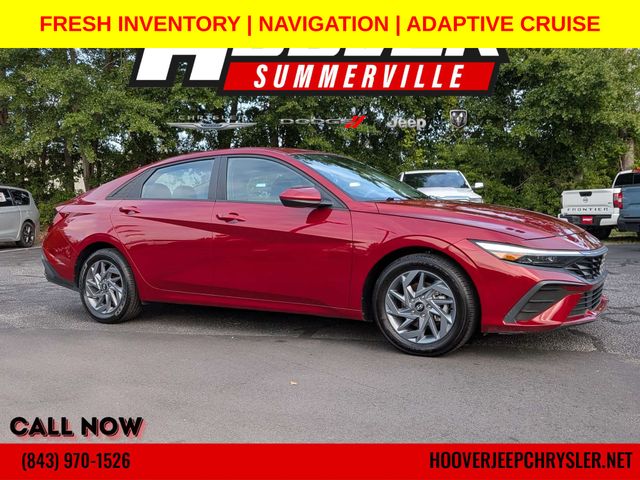 2024 Hyundai Elantra SEL FWD