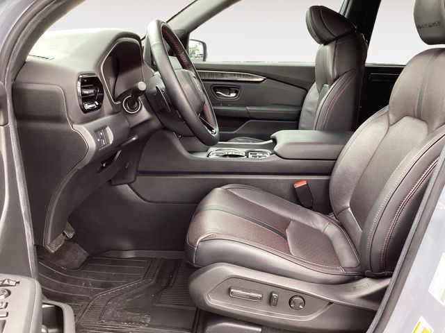 Used Car 2025 Honda Pilot  Black Edition For Sale Under $50,000 In San Antonio, Texas