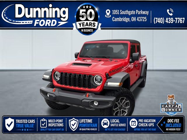 Firecracker Red Clearcoat 2024 Jeep Gladiator Mojave Crew Cab 4WD Pickup Truck Four-Wheel Drive 8-Speed Automatic