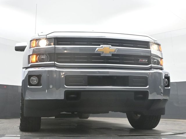 Used 2016 White Chevrolet LTZ image 42