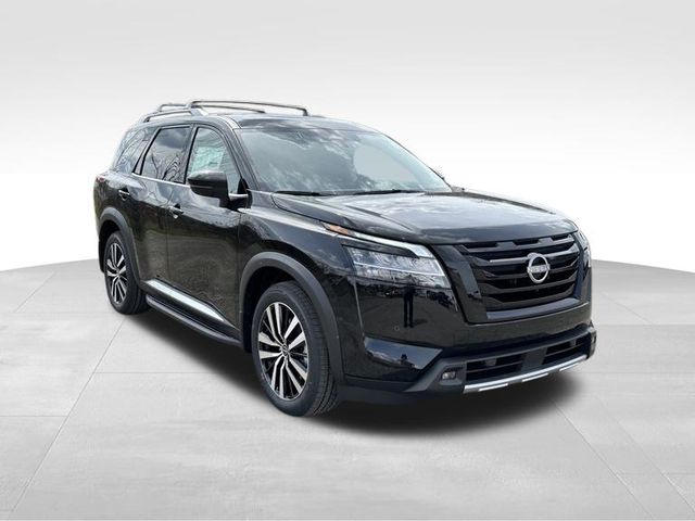 2024 Nissan Pathfinder Platinum 4