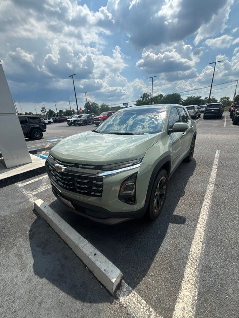 Cacti Green 2025 Chevrolet Equinox LT FWD SUV / Crossover Front-Wheel Drive Continuously Variable Transmission