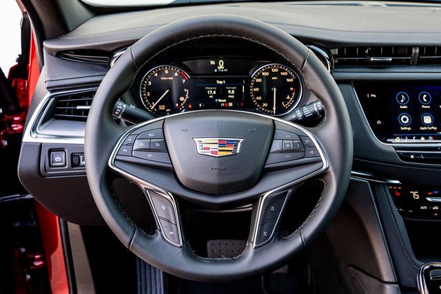 2026 Cadillac XT5 Luxury - 8