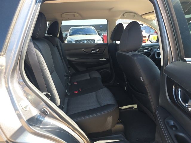 2018 Gun Metallic Nissan Rogue SV AWD SUV