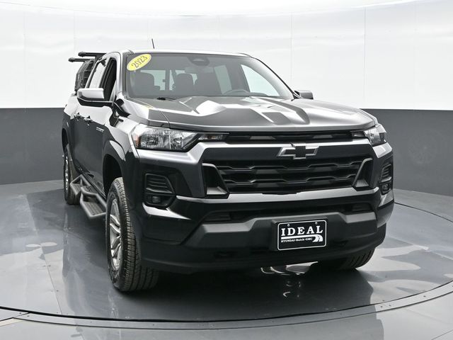 2023 Chevrolet Colorado LT 2