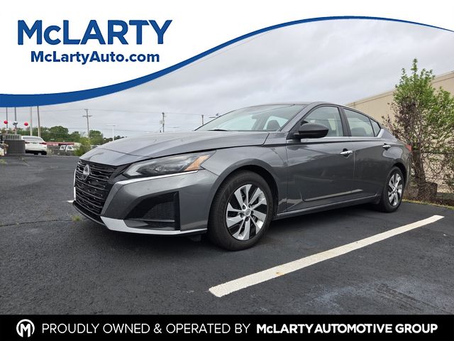 Gray (Gun Metallic) 2024 Nissan Altima 2.5 S FWD Sedan Front-Wheel Drive Continuously Variable Transmission