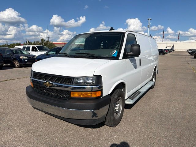 Summit White 2025 Chevrolet Express Cargo Van Rear-Wheel Drive 8-Speed Automatic Overdrive