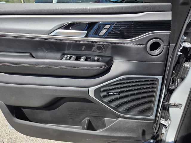 New 2026 Silver Jeep  image 22