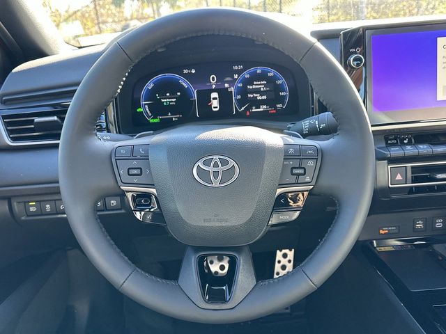 2025 Toyota Camry XSE 8