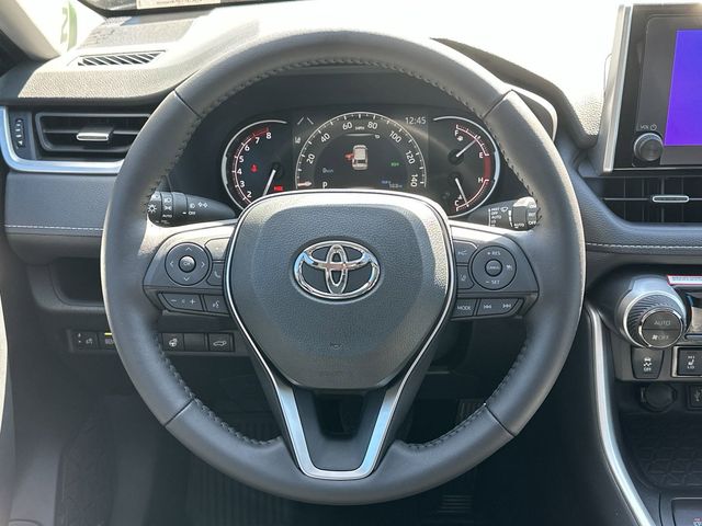 2024 Toyota RAV4 XLE Premium 8