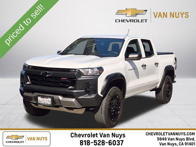 Summit White 2024 Chevrolet Colorado Pickup Truck Four-Wheel Drive 8-Speed Automatic