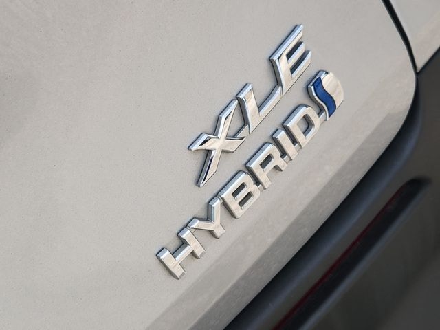 Used 2022 Toyota Sienna Van