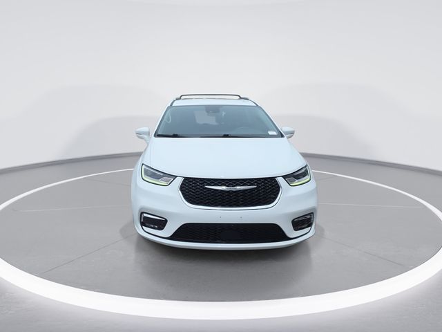 Used 2021 Bright White Clearcoat Chrysler Touring L image 3