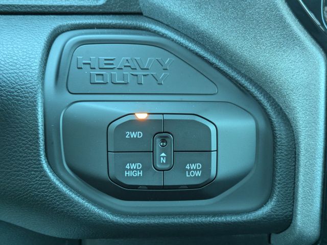 2026 Ram 2500 Black Express Crew Cab 4x4 6'4" Box