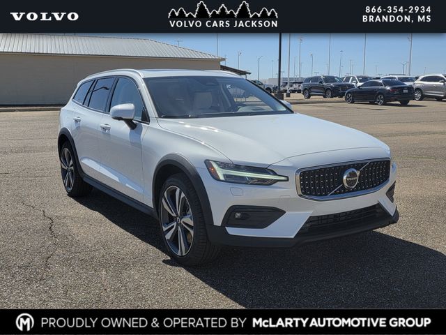 2026 Volvo V60 Cross Country B5 Plus AWD