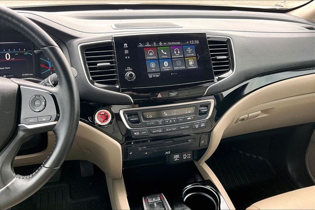 Used 2021 Honda Pilot Touring 4D Sport Utility