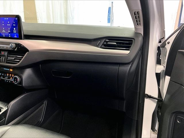 2022 Ford Escape SEL White at Phil Fitts Ford