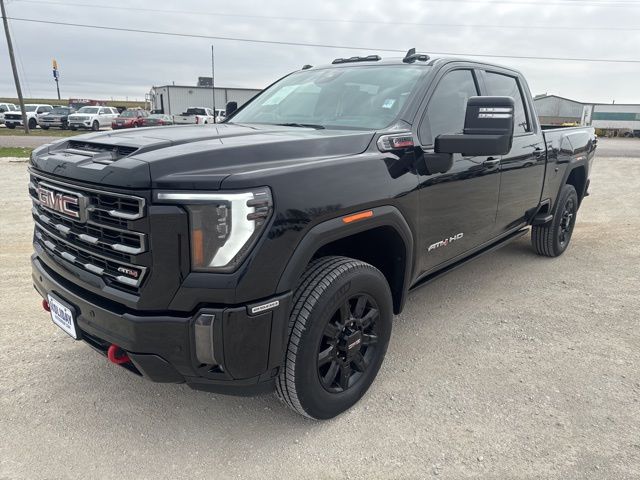2024 GMC Sierra 2500HD AT4 Crew Cab 4WD