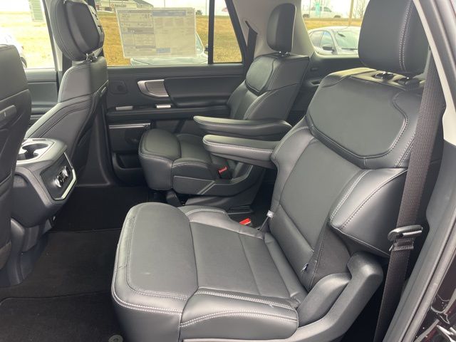 2026 Ford Expedition Max Platinum:168298