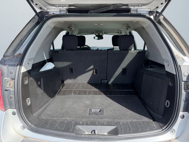 Used 2015 Silver Chevrolet LS image 14