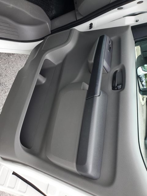2019 Nissan NV Cargo SV - Photo 13